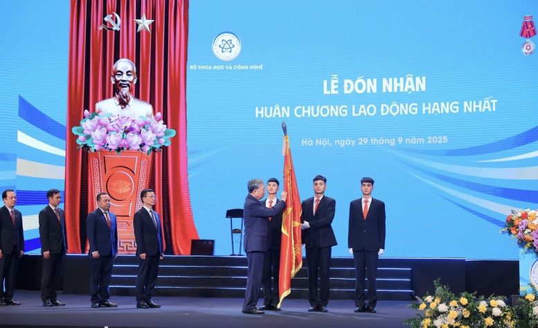 Tổng Bí thư chỉ rõ 'chìa khóa vàng' cho khát vọng Việt Nam hùng cường, thịnh vượng